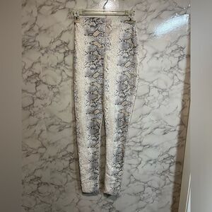 PRETTY LITTLE THING Faux Leather White Black Tan Snake Print Leggings Size 2